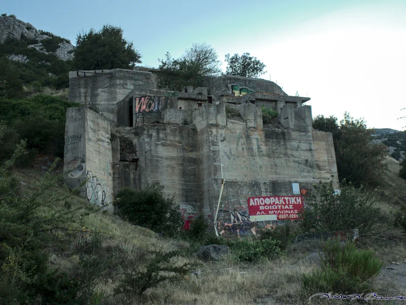 And another lost place - a World War II bunker by the looks of it. It was difficult to get in, but ultimately disappointing. Apart from an old tyre and some graffiti, it was completely barren.