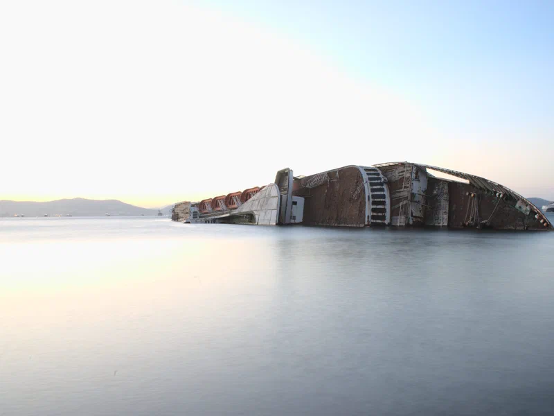 Sunrise at the wreck of the "Mediterranean Sky"