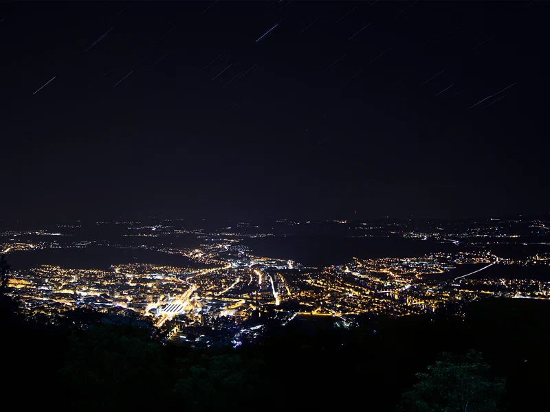 Biel as seen from Magglingen, total exposure time over the image stack is around ten minutes.